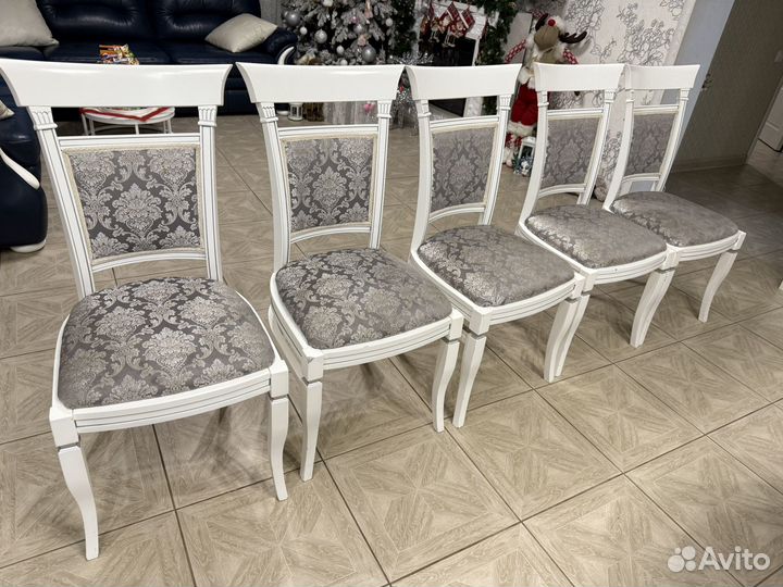 Стулья кухонные деревянные