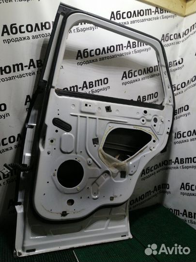 Дверь боковая задняя правая Ford Explorer U502