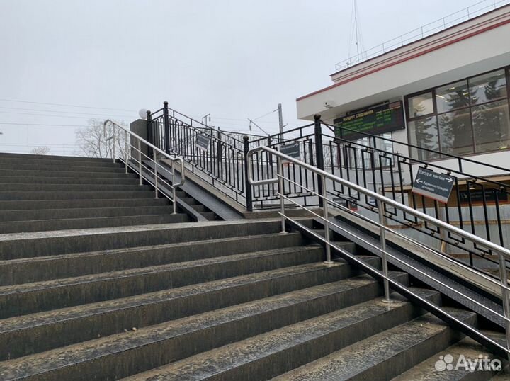 Пандус для инвалидов. Пандус инвалидный