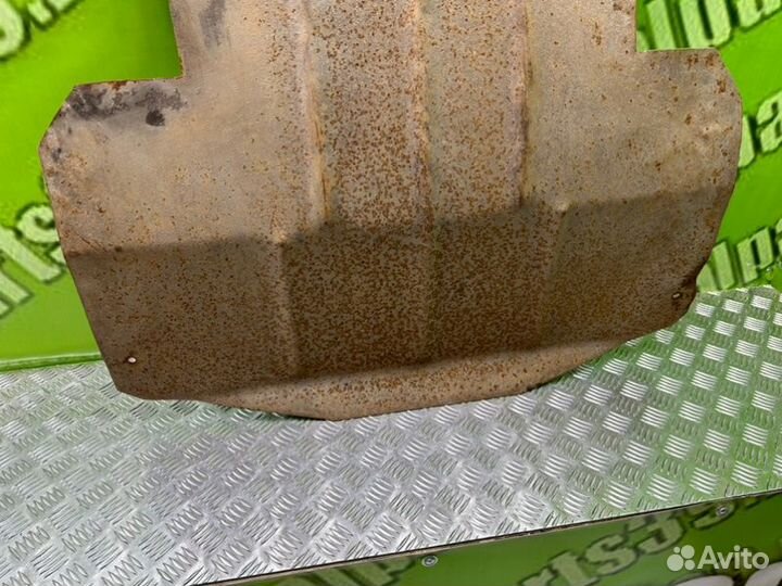 Защита двигателя Mercedes-Benz E-Class W124 M111