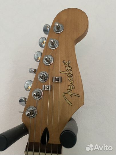 Fender stratacoustic
