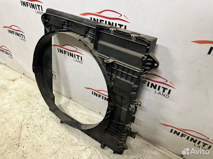 Диффузор радиатора Infiniti Qx80/Qx56 Z62