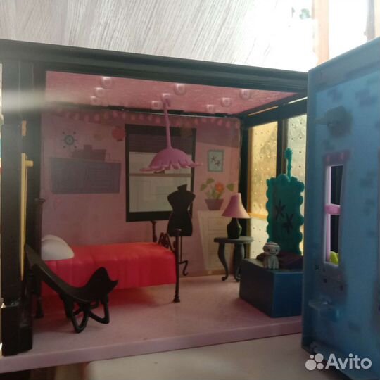 Домики игрушечные с мебелью