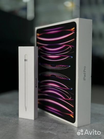 iPad pro 12.9 2022 m2 256gb + Apple Pencil