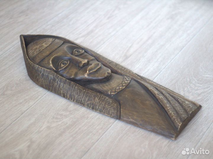 Маска деревянная Панно