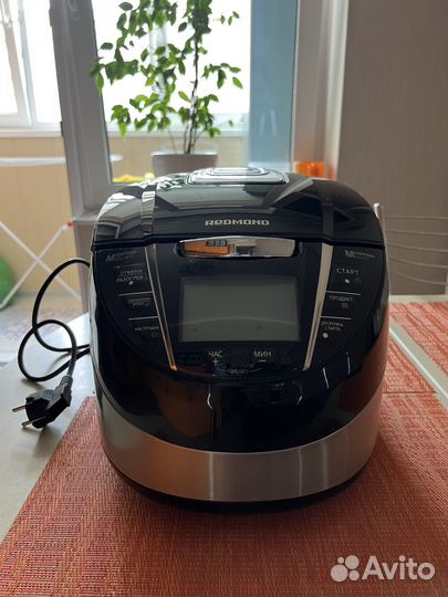 Мультикухня redmond RMK-M911