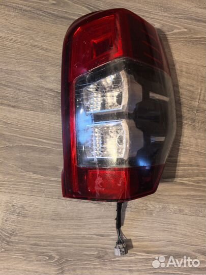 Задний фонарь