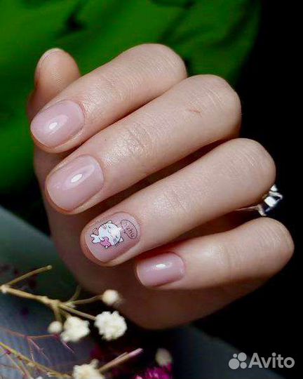 Маникюр на дому