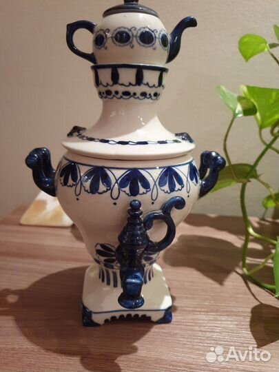 Самовар фарфор Гжель с чайником