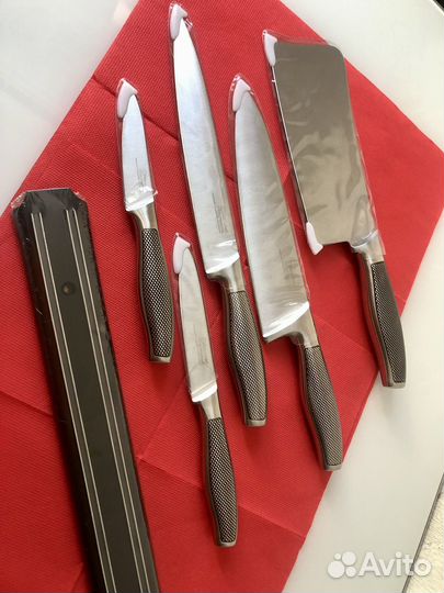 Набор кухонных ножей
