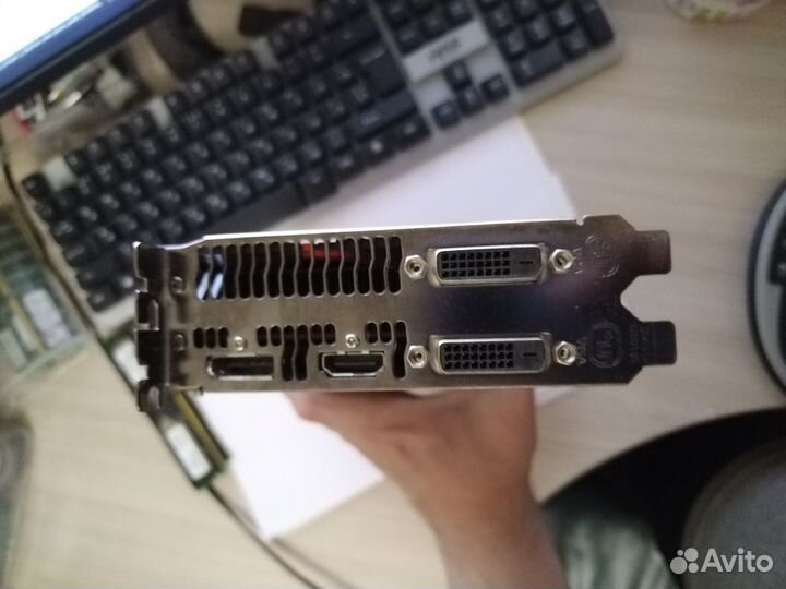 PCI-E GigaByte AMD Radeon R9 290 4096MB 512bit