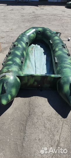 Лодка патриот 300