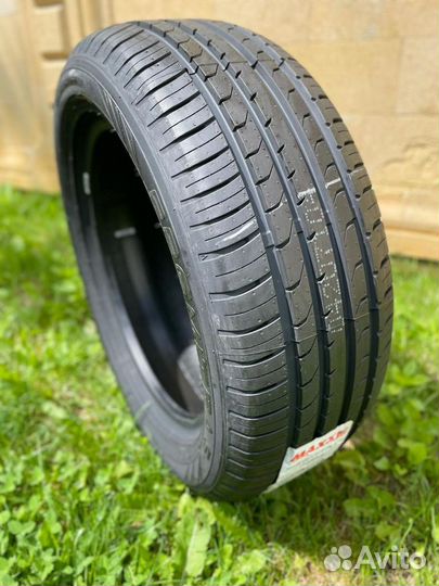 Maxxis Premitra HP5 255/35 R18 94W