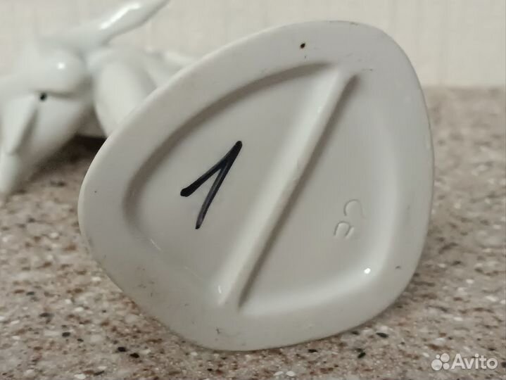 Статуэтка Мальчик с гусем. Европа