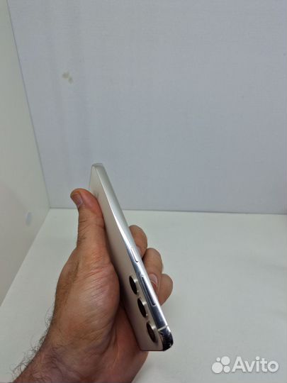 Samsung Galaxy S23, 8/128 ГБ