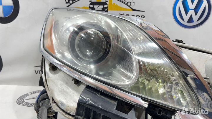 Фара правая ксенон адаптив Lexus GS 2005-2011