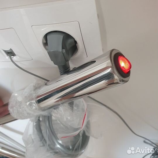 Полотенцесушитель электрический новый