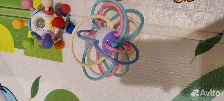 Погремушки игрушки развивающие для новорожденных