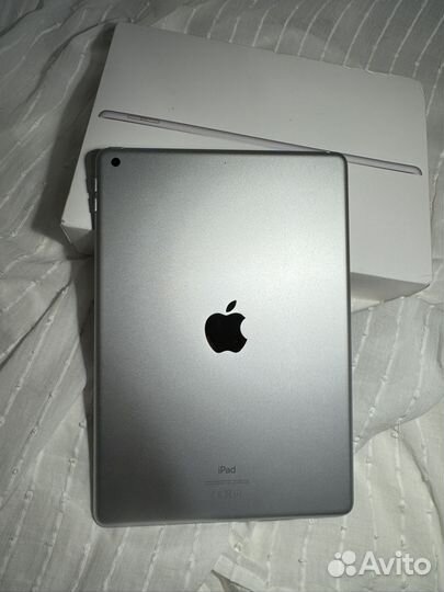 iPad 8-го поколения 32гб