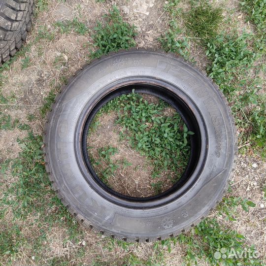 Kumho Ecowing ES01 KH27 175/65 R14