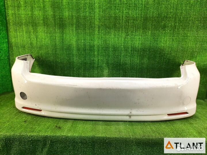 Бампер задний toyota ipsum