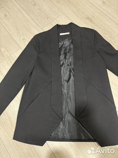 Брючный костюм женский 42 44