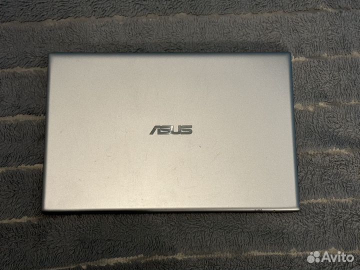 Asus R424F