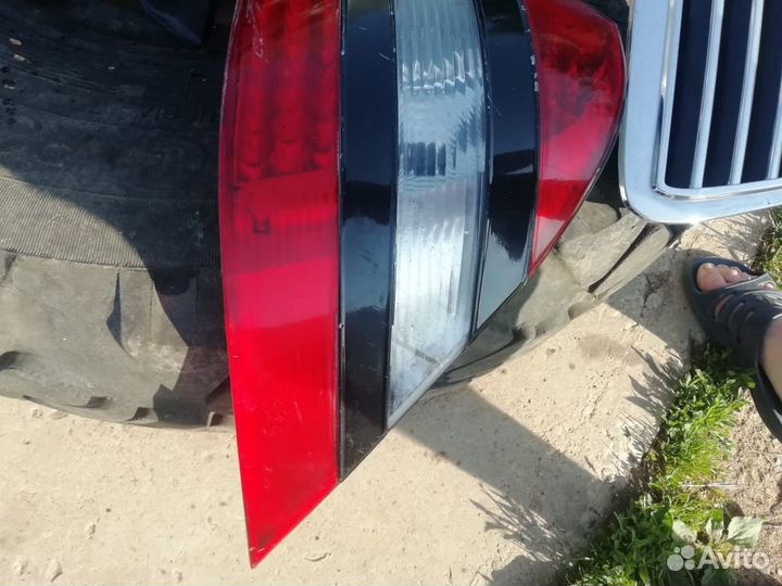 Фонарь задний мерседес 220