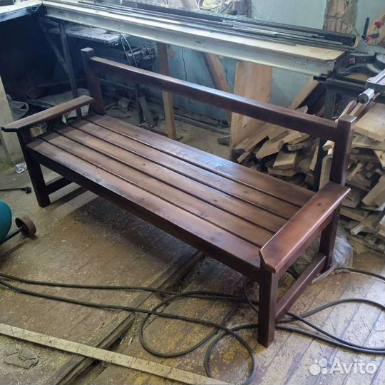 Столы, скамейки, мебель в стиле лофт