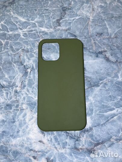 Чехол на iPhone