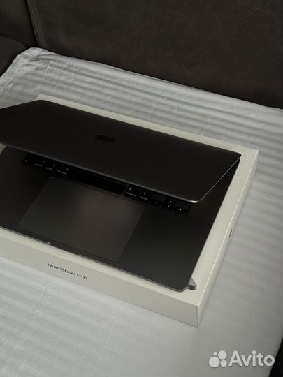 Apple macbook pro 16 2019 i7