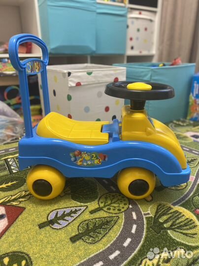 Машинка каталка толокар