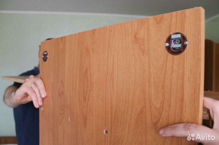 2 симметричных стеллажа для цветов