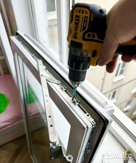 Уплотнительные резинки на окна, замена мастером