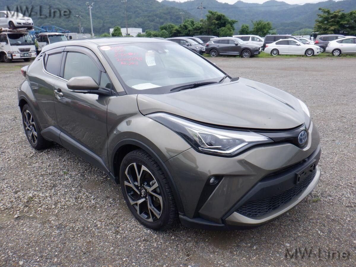 Toyota C-HR: фото из отзыва