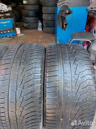 Hankook Winter I'Cept Evo2 W320 245/45 R18 и 275/40 R18 103V