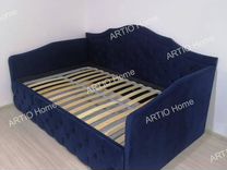 Мягкая кровать с подъемным механизмом
