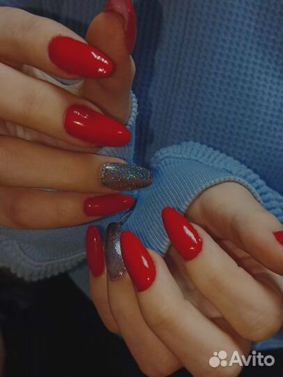 Нужна модель на маникюр