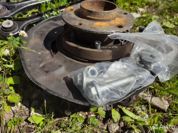 Кулаки задние bmw e81 e87 e90 e92