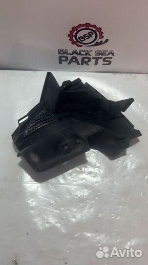 Накладка жабо Opel Zafira 13167228 передняя правая