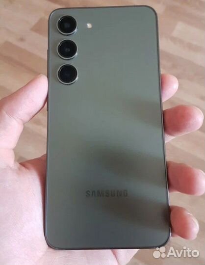 Samsung Galaxy S23, 8/128 ГБ