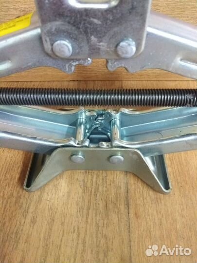 Домкрат. Toyota Mark ll. Chaiser. Cresta. #1736