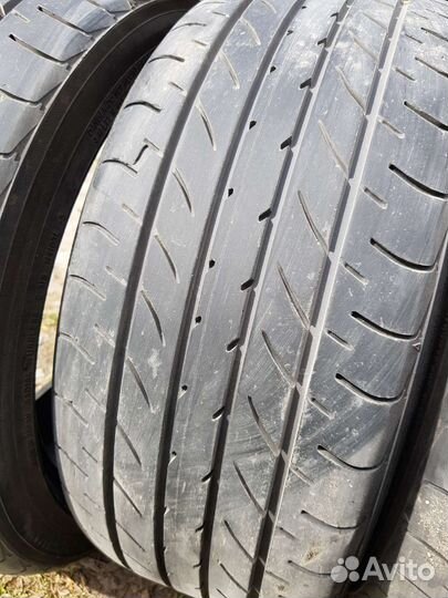 Yokohama BluEarth E51B 225/45 R17
