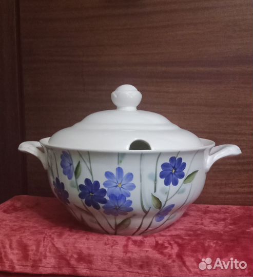 Супница, чайники