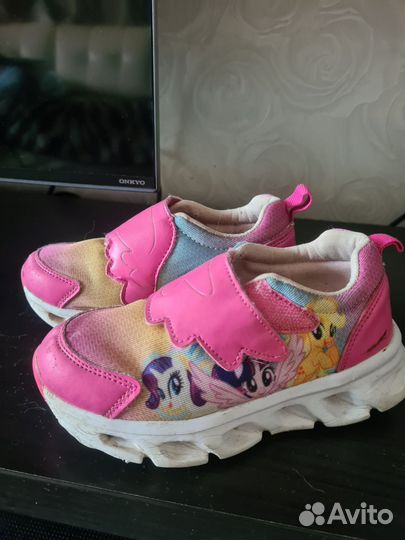 Обувь для девочки 27 28 размер