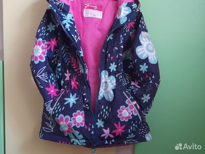 Куртка весенняя на девочку 104