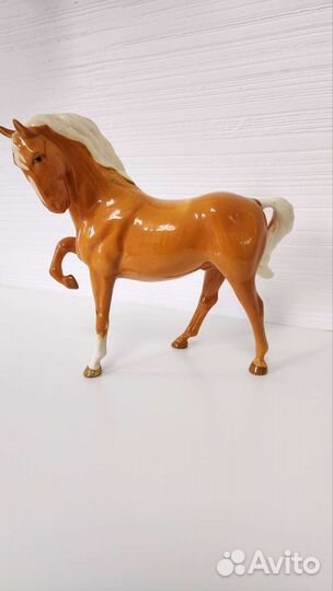 Статуэтка конь Beswick