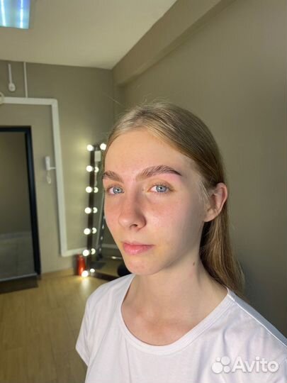 Мастер бровист