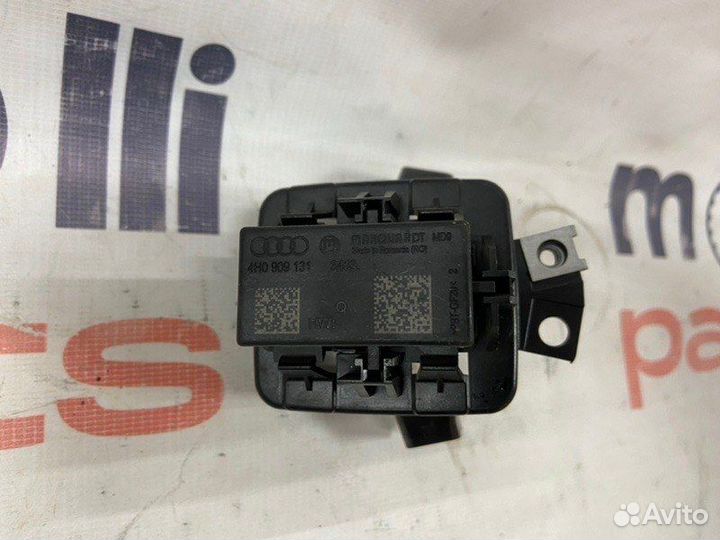 Антенна Audi A7 sportback 3.0 tfsi 2012