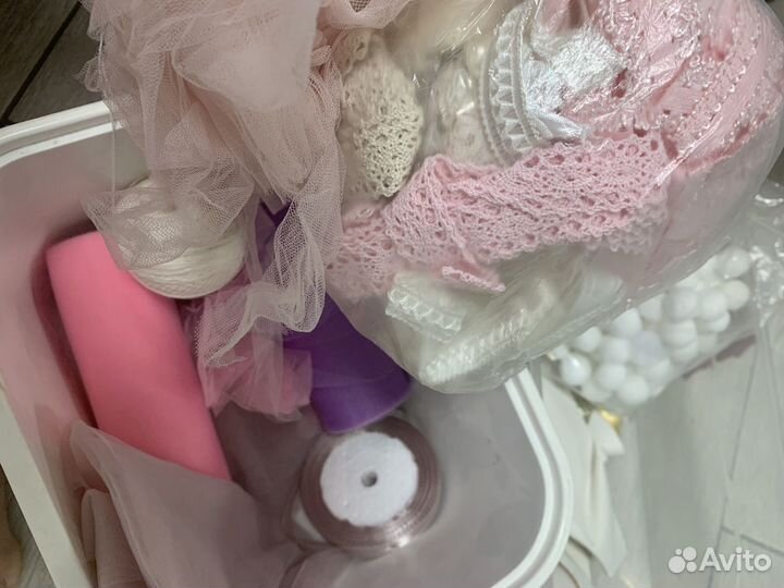 Фетр испанский, кожзам тесьма, помпоны